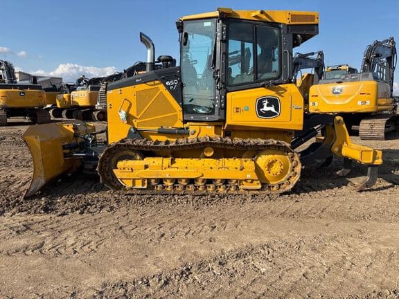 Image of John Deere 650P equipment image 1