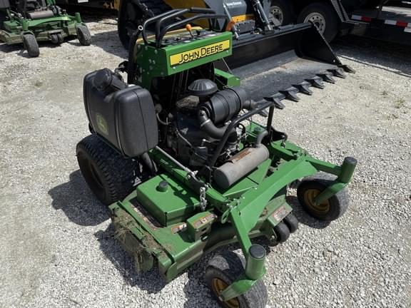 Image of John Deere 652R equipment image 2