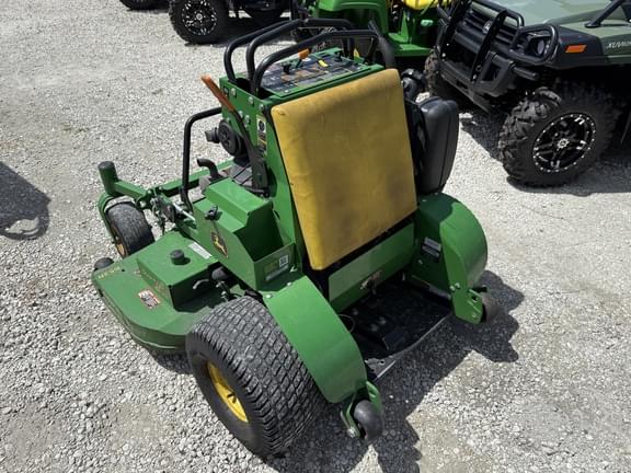 Image of John Deere 652R equipment image 1