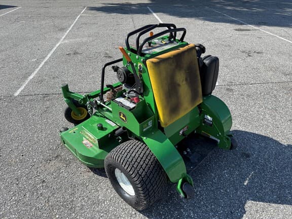 Image of John Deere 652R equipment image 4