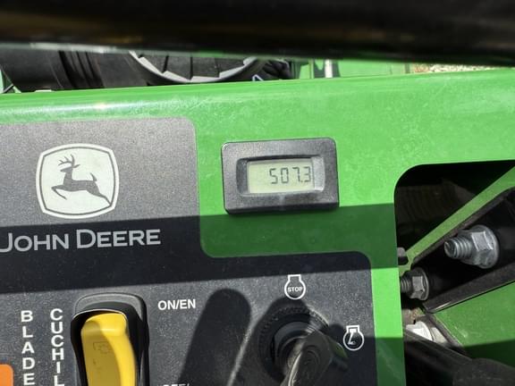 Image of John Deere 652R equipment image 4