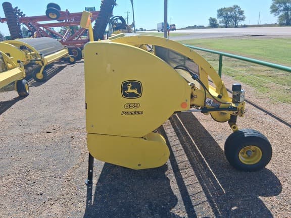 Image of John Deere 659 equipment image 4
