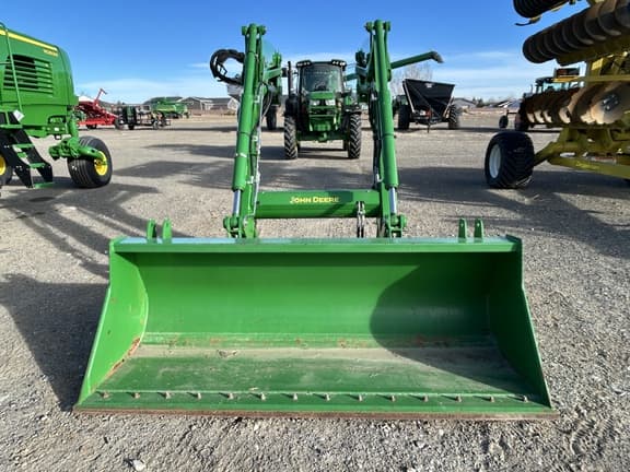 Image of John Deere 660R equipment image 4