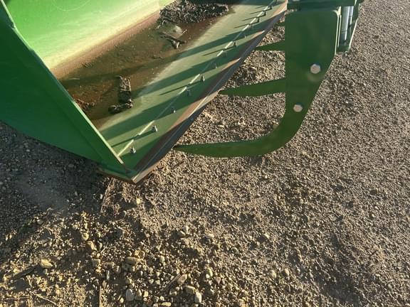 Image of John Deere 660R equipment image 4