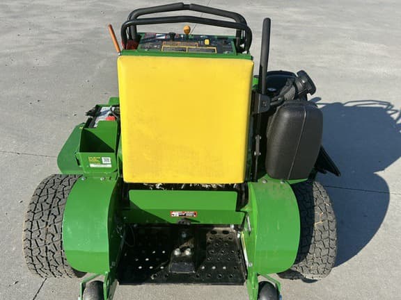 Image of John Deere 661R equipment image 3