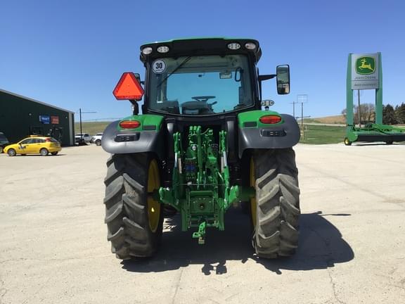 Image of John Deere 6R 110 equipment image 4