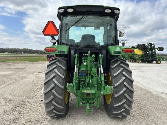 Image of John Deere 6R 110 equipment image 3