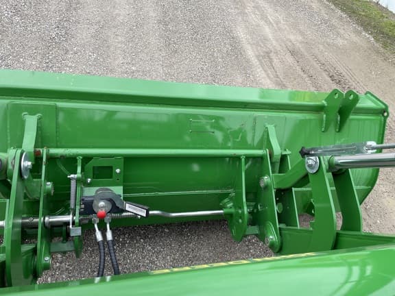 Image of John Deere 6R 130 equipment image 3
