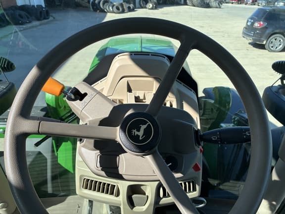 Image of John Deere 6R 145 equipment image 4