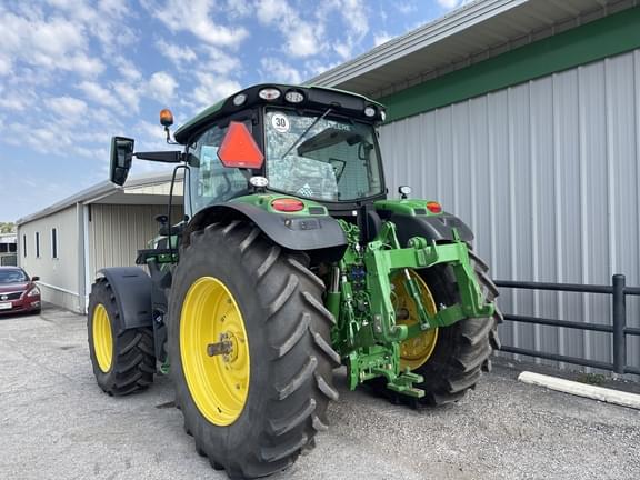 Image of John Deere 6R 155 equipment image 2