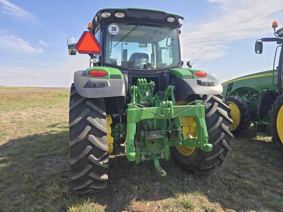 Image of John Deere 6R 155 equipment image 2