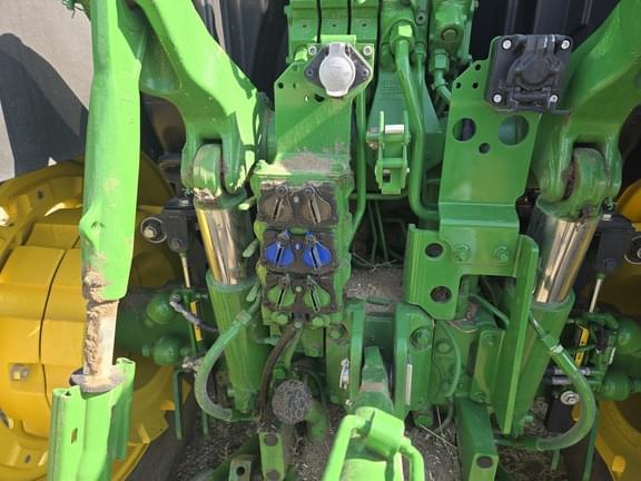 Image of John Deere 6R 155 equipment image 3