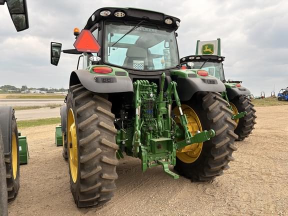 Image of John Deere 6R 155 equipment image 3