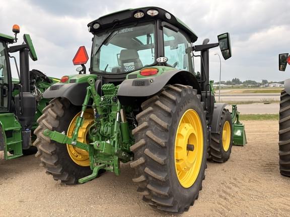 Image of John Deere 6R 155 equipment image 2