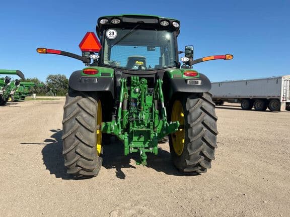 Image of John Deere 6R 165 equipment image 4