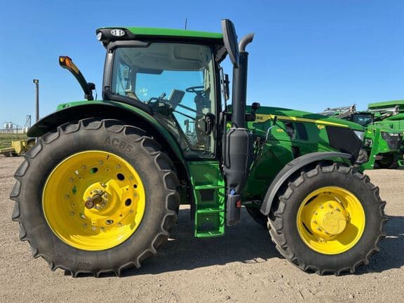 Image of John Deere 6R 165 equipment image 2