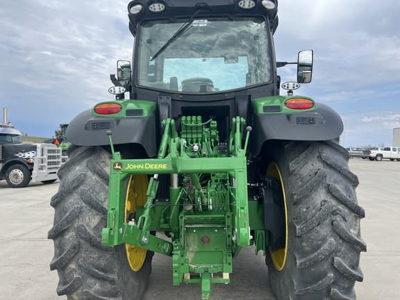 Image of John Deere 6R 230 equipment image 3