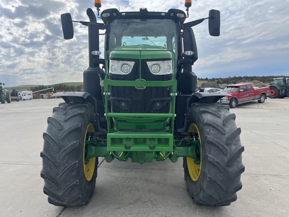 Image of John Deere 6R 230 equipment image 2