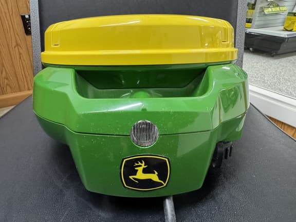 Image of John Deere 7000 equipment image 3