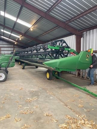 Image of John Deere 735D equipment image 2