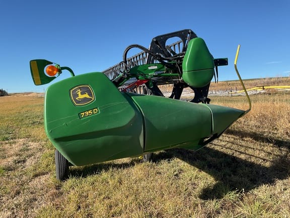 2023 John Deere 735D Equipment Image0