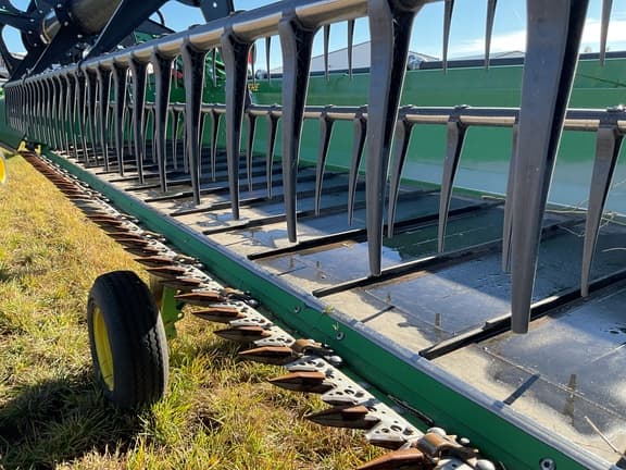 Image of John Deere 735D equipment image 3