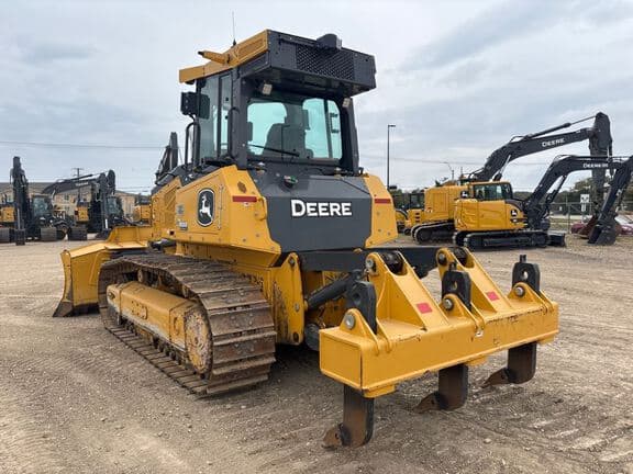 Image of John Deere 750L equipment image 2