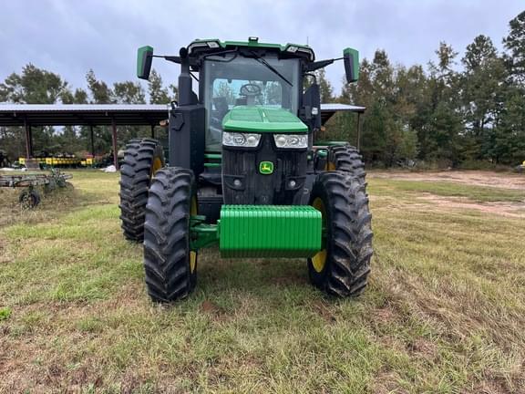 Image of John Deere 7R 210 equipment image 4
