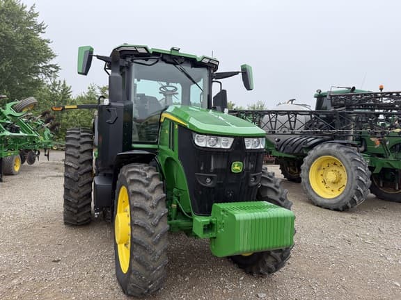 Image of John Deere 7R 230 equipment image 1