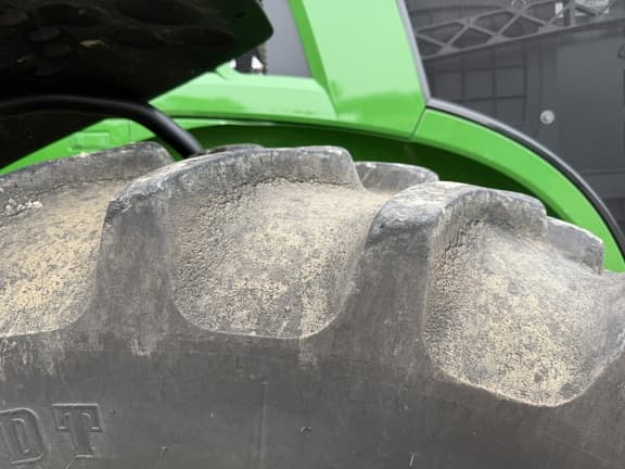 Image of John Deere 7R 230 equipment image 2