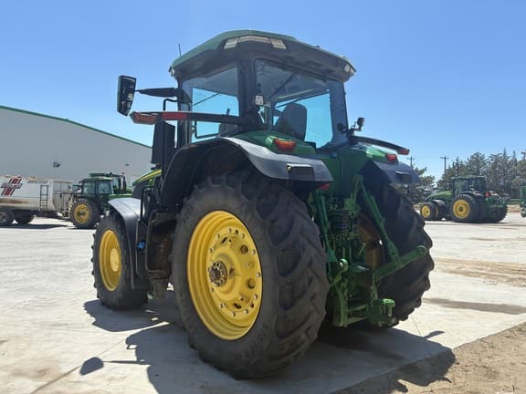 Image of John Deere 7R 230 equipment image 3