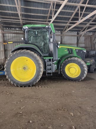 2023 John Deere 7R 250 Equipment Image0
