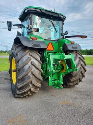 Image of John Deere 7R 310 equipment image 4