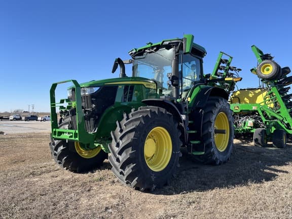 Image of John Deere 7R 310 equipment image 1