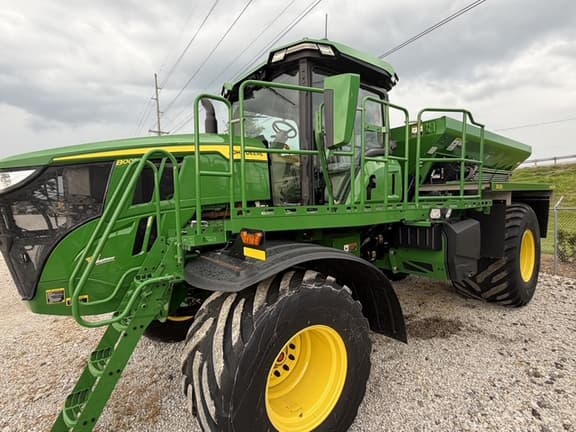 Image of John Deere 800R Primary image