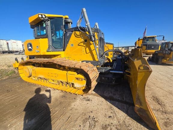 Image of John Deere 850L equipment image 3