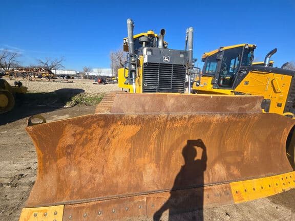 Image of John Deere 850L equipment image 4