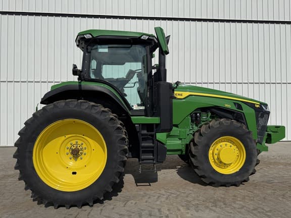 Image of John Deere 8R 250 Primary image