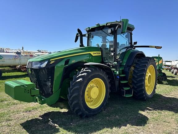 Image of John Deere 8R 250 Primary image