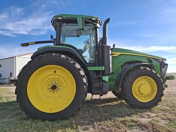 Image of John Deere 8R 250 Primary image