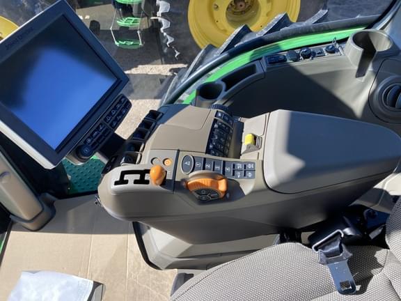 Image of John Deere 8R 280 equipment image 4