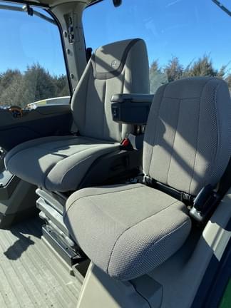 Image of John Deere 8R 280 equipment image 2