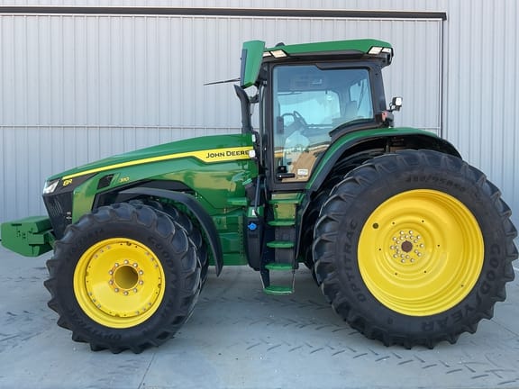 2023 John Deere 8R 310 Equipment Image0