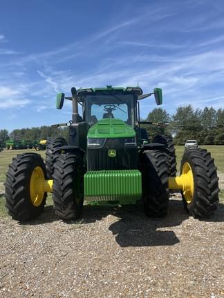 Image of John Deere 8R 310 equipment image 3