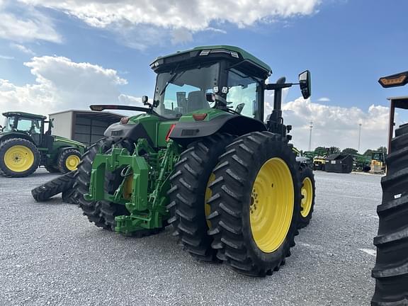 Image of John Deere 8R 310 equipment image 1