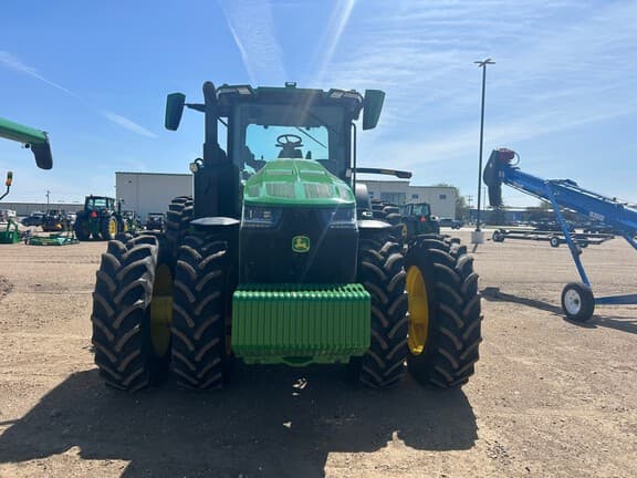 Image of John Deere 8R 310 equipment image 1