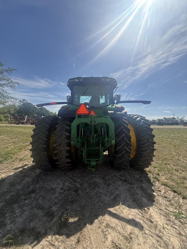 Image of John Deere 8R 310 equipment image 1