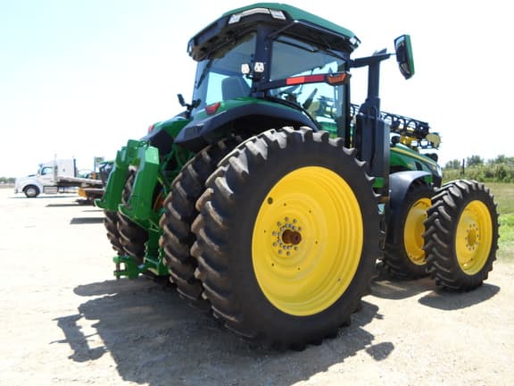 Image of John Deere 8R 340 equipment image 3