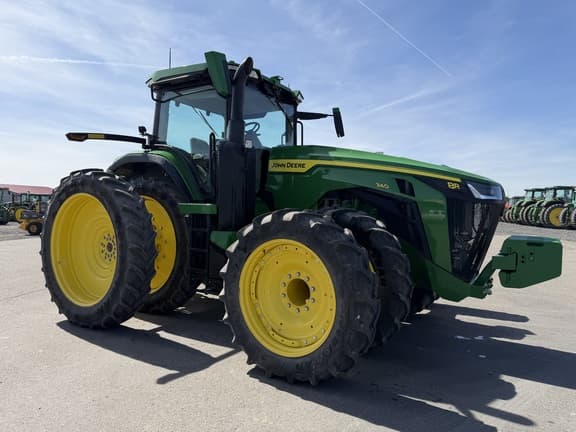 Image of John Deere 8R 340 equipment image 3