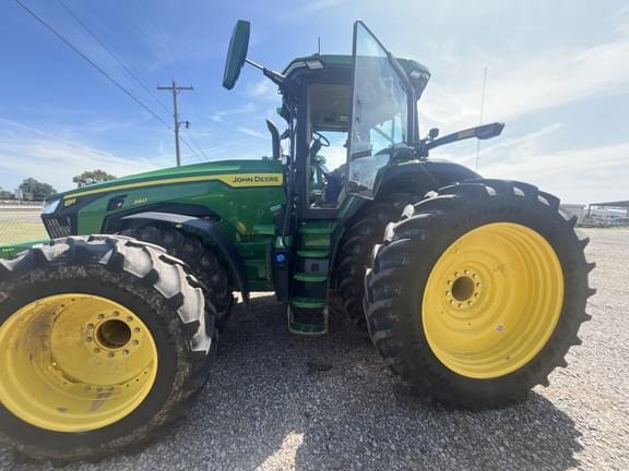 Image of John Deere 8R 340 equipment image 4